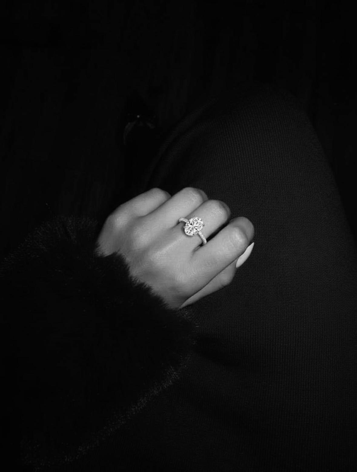 Oval Cut Ring - Timeless Elegance Collection - 3CT - 14K Yellow Gold - size 52