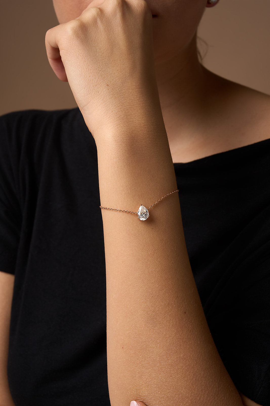 Armband met peervormig geslepen diamant